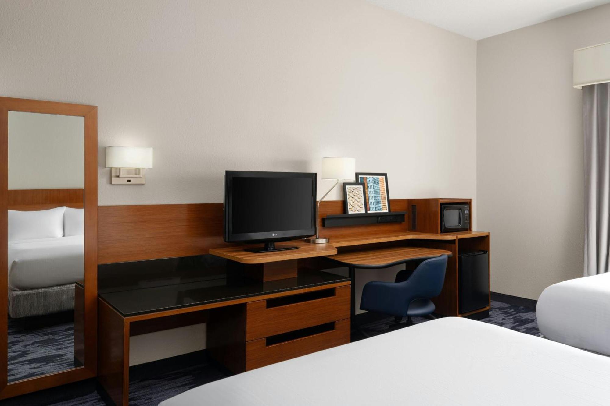 Fairfield Inn And Suites By Marriott Тифтон Екстериор снимка