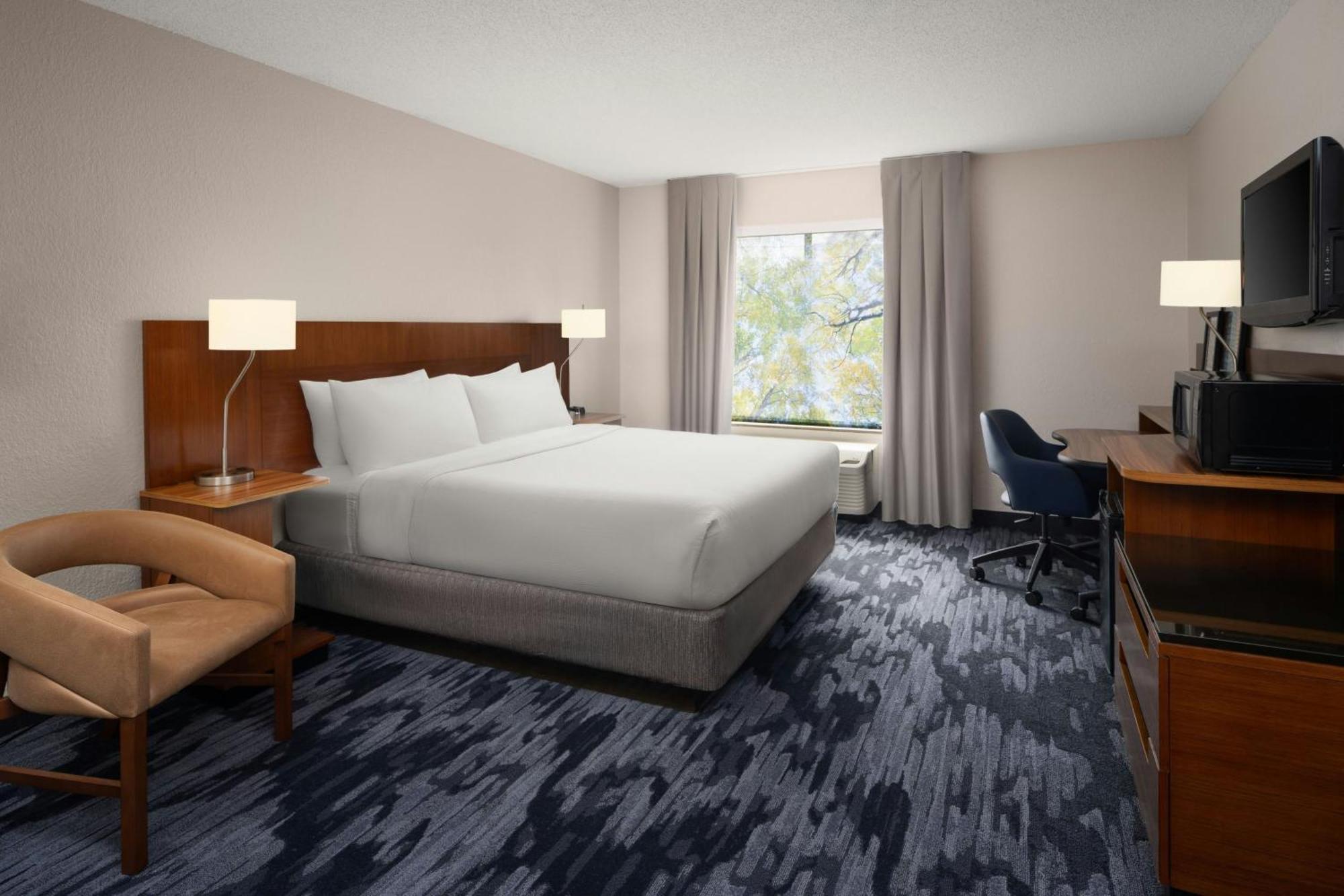 Fairfield Inn And Suites By Marriott Тифтон Екстериор снимка